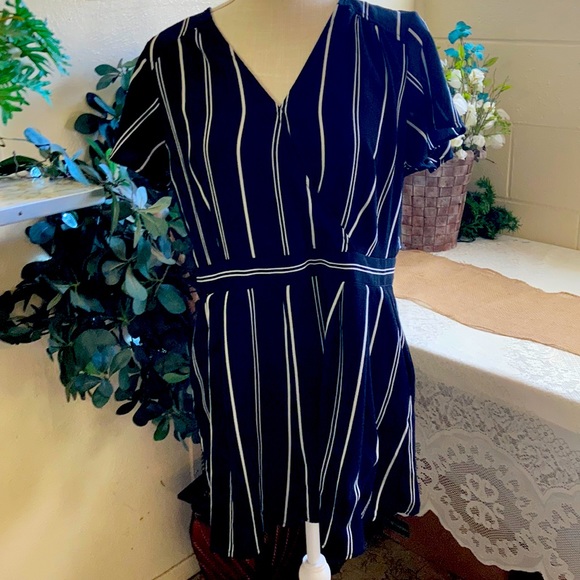 Xhilaration Romper - Picture 2 of 6